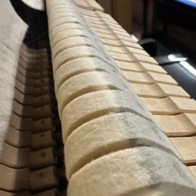 Pianino czarne  Yamaha P2 od PianoDesign