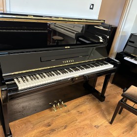 Pianino Yamaha U1 0 Bl