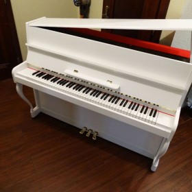 pianino biale hoffmann