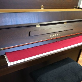 Pianino yamaha M108N