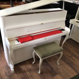 Pianino biale Weiss od Piano Design