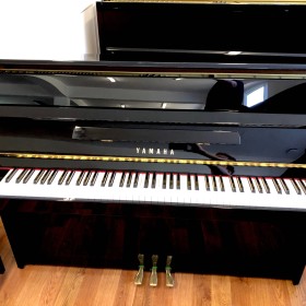 Pianino Yamaha C108 czarne od PianoDesign