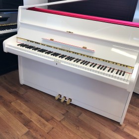 Pianino biale Sauter renner
