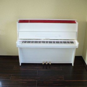 Pianino petrof biale czarne od Piano Design