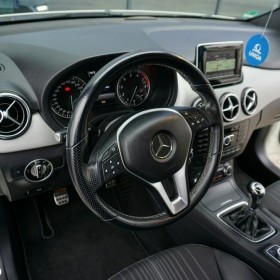 Mercedes-Benz Klasa B 180 BlueEFFICIENCY Edition