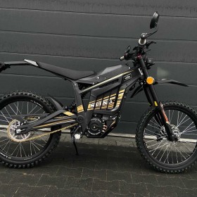 Cross elektryczny TALARIA STING L1E ( homologacja ) + KASK ALPINESTARS