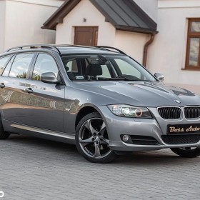 BMW Seria 3 318i Touring