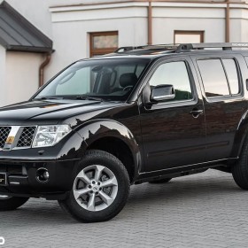 Nissan Pathfinder 2.5 D Platinum