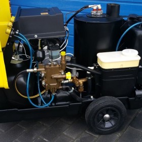 Używana myjka ciśnieniowa KARCHER HDS 690 895/1295 myjki.info.pl