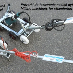 Frezarka do fazowania nacięć dylatacji i nacinania rowków w betonie, Expansion joint milling machine
