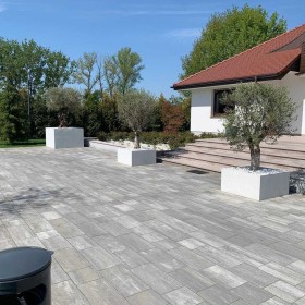 Duża donica betonowa ogrodowa Duże donice ogrodowe betonowe DUŻY WYBÓR