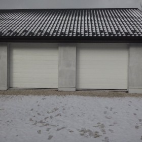 Producent Brama garażowa segmentowa Bramy garażowe przemysłowe 3,63*2