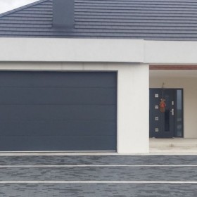 Producent Brama garażowa segmentowa Bramy garażowe przemysłowe 3,6*2