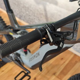 Nowy rower elektryczny RAYMON Tarok PROMOCJA - RATY 0% VELOPOLIS