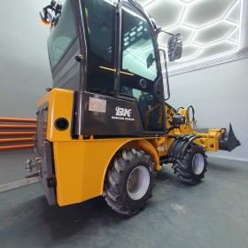 Ładowarka kołowa z kabiną Berger Kraus BK906 silnik Perkins Euro 5