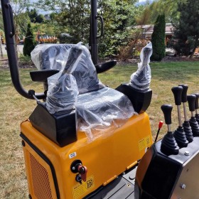 Mini Koparka Berger Kraus BK1300JSR silnik KUBOTA sterowanie JOYSTICK