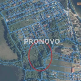 działka nad jeziorem Dominikowo