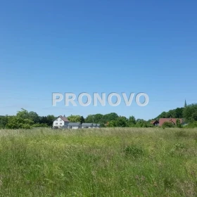 działka w pobliżu morza i jeziora Kołczewo