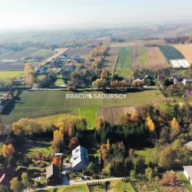 Wolnostojący dom ok. 600 m2