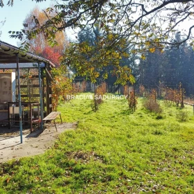 Wolnostojący dom ok. 600 m2