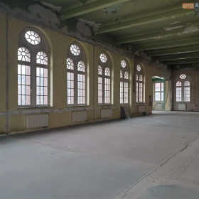 DUŻY LOKAL. IDELANY BIURO, SIEDZIBĘ BANKU, FIRMY.