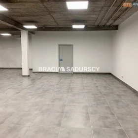 nowy lokal 170 m2 Sakwina