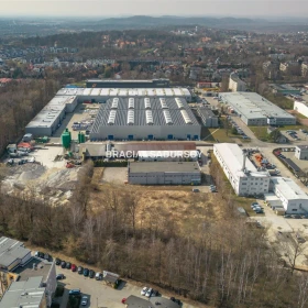 Kraków ul. Zawiła biurowiec z halą 