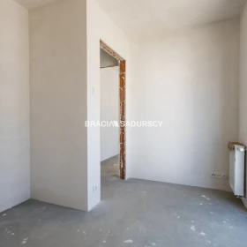 Balice - nowe bliźniaki, cesja