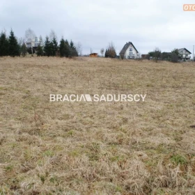 Działka zagrodowa w Głogoczowie.