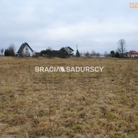 Działka zagrodowa w Głogoczowie.