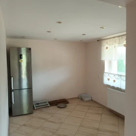 Dom wolnostojący 167 m², działka 3000 m² – Ręczno, bez pośredników
