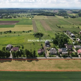 Działki budwlane o pow.  900 m2 w Jerzmanowich