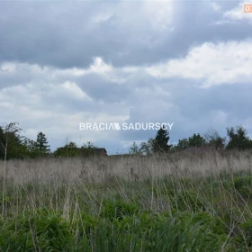  Działka budowlano-rolna o pow.: 1726 m2