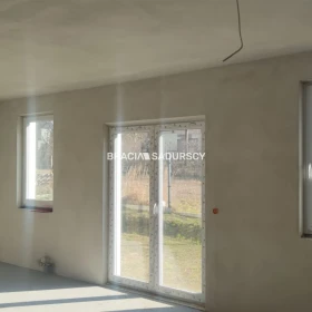 Ostatnie mieszkanie deweloperskie 82 m2 z ogrodem