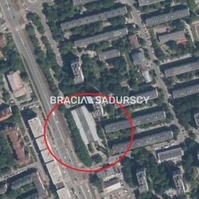 Garaż na oś.Podwawelskim ul.Twardowskiego