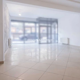 lokal 93m2 parter z witryna wynajem