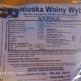Sprzedaż paszy i karmy dla drobiu.