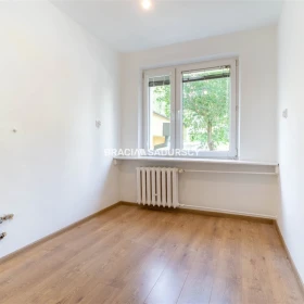 3 niezależne pok/do remontu/duzo zieleni/balkon