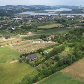 Dom z widokiem na jezioro