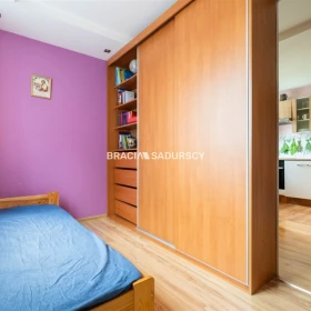 3-POKOJOWE, DWA BALKONY, ATRAKCYJNA LOKALIZACJA