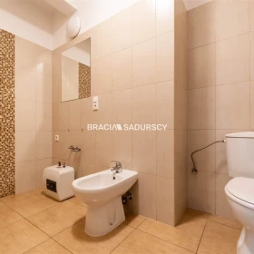 Lokal usługowo-handlowy, okolice Bronowic!