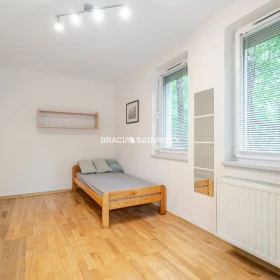 Fajne mieszkanie,dobra lokalizacja,balkon,zieleń