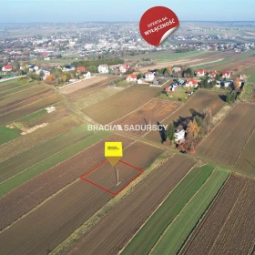 Działka budowlana 10 ar w Miechowie
