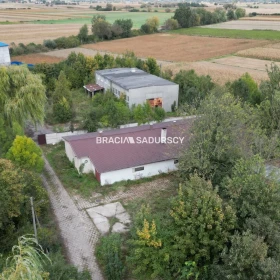 Siedliszowice pow. tarnowski - hala prod. 400 m2. 