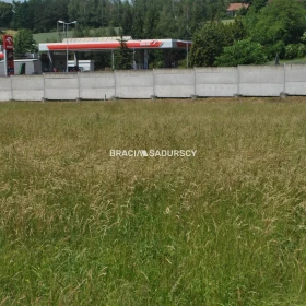 Duża działka usługowa w rejonie drogi nr 94 w     