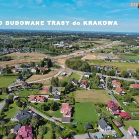 DZIAŁKI HAŁCNÓW BLISKO NOWEGO WEZŁA S52