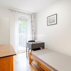 Fajne mieszkanie,dobra lokalizacja,balkon,zieleń