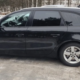 Sprzedam Audi A4 B8 20TDI 