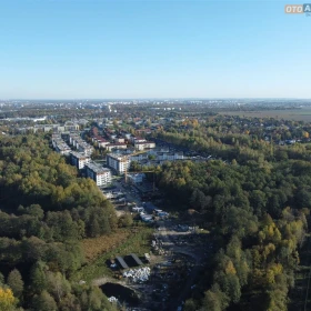 Apartament z tarasem i garderobą 