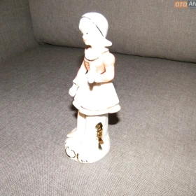 Porcelanowa figurka z okresu lata 80.